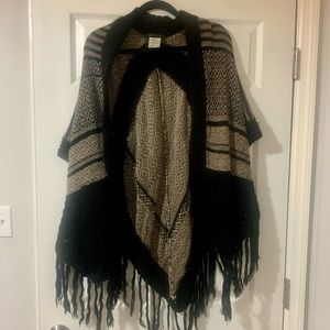 BCBG Shawl